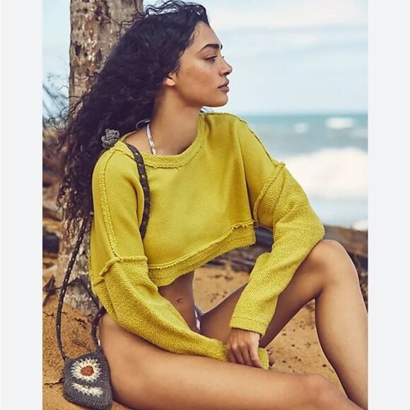 Free People Beach Kylie Crop Pullover Vibrant Yellow Knit Top Sweater Medium - Picture 1 of 7